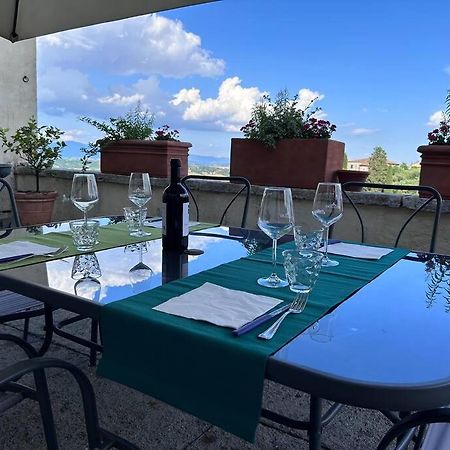 La Terrazza Di Ciro Pinsuti Apartment Sinalunga Exterior photo